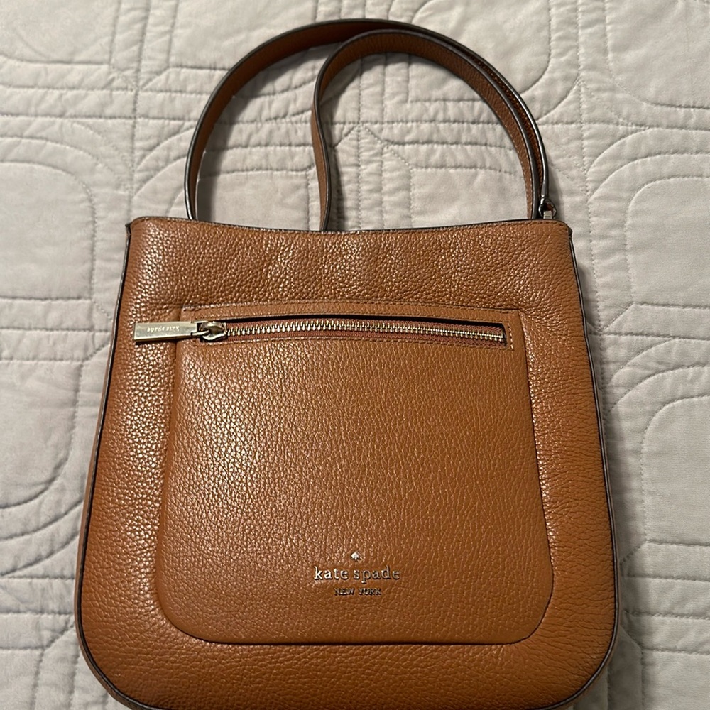 Like new Kate Spade Leila leather handbag